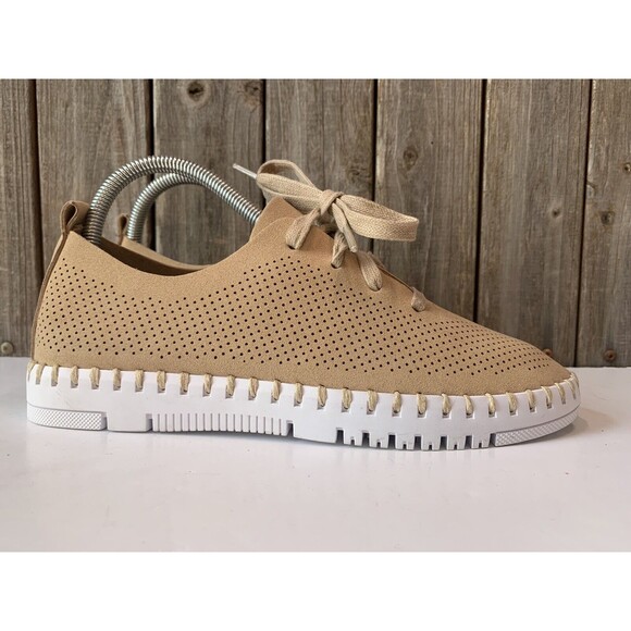 frogg toggs Shoes - frogg toggs Womens Travelers Lace-up Comfort Shoe Beige Size 9